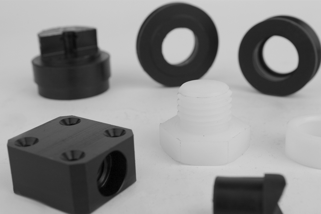 Mecanizados CNC de Plástico de Alta Precision Bajo Plano o Muestra Iterga en Soraluze, Gipuzkoa, Euskadi, Pais Vasco, España, Europa